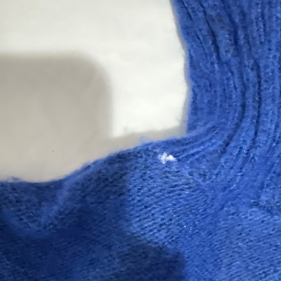 Elegant Simply Vera by Vera wang Blue and Black Turtleneck Sweater - Picture 6 of 6